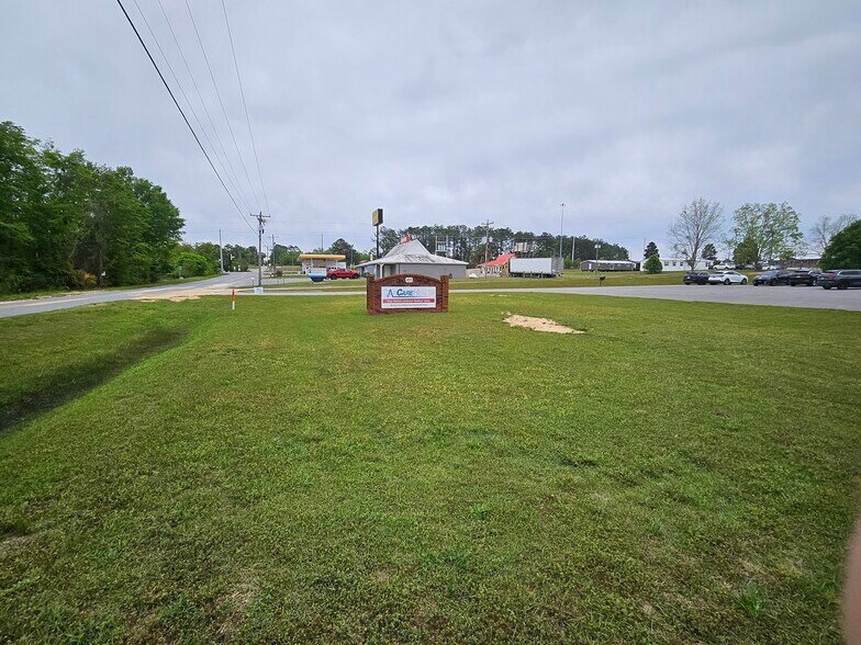 495 Saint Johns Rd, Bonifay, FL à vendre - Photo du bâtiment - Image 3 de 7