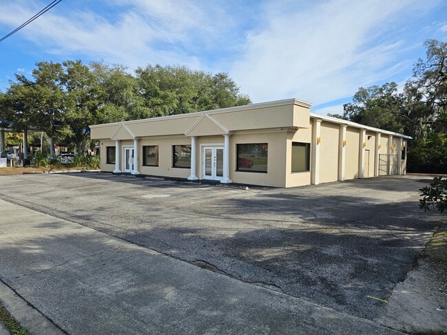 More details for 907 S Woodland Blvd, Deland, FL - Office for Sale