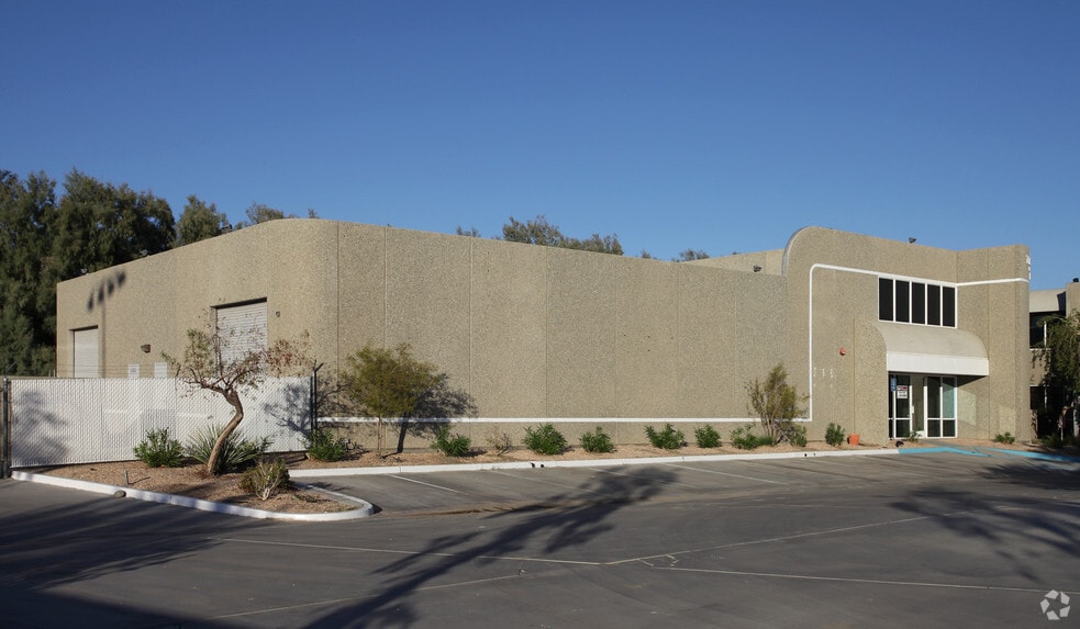 77530 Enfield Ln, Palm Desert, CA for lease - Building Photo - Image 3 of 3