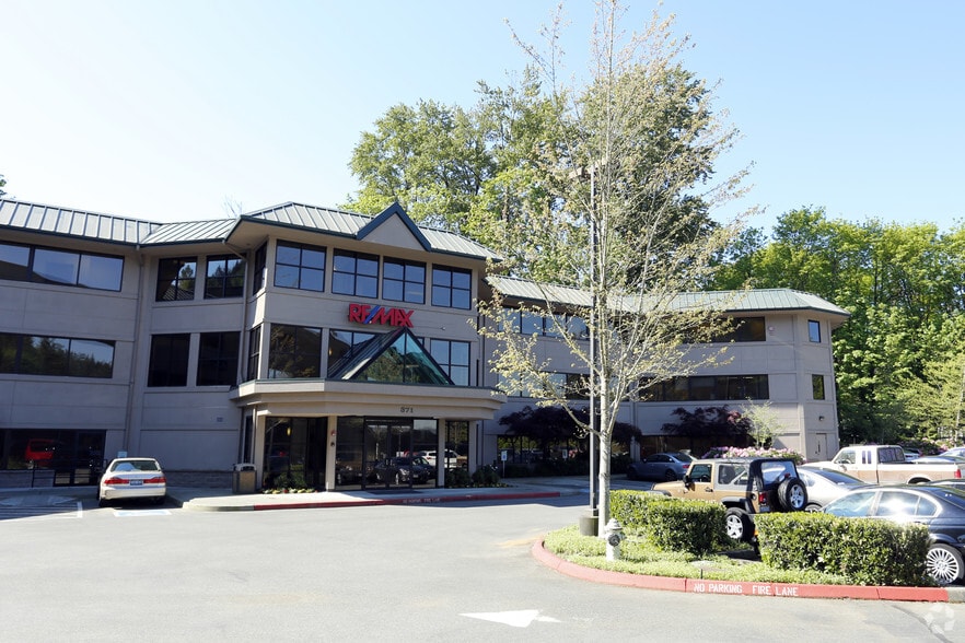 371 NE Gilman Blvd, Issaquah, WA à vendre - Photo du bâtiment - Image 2 de 19