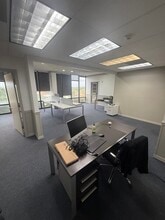 450 N Park Rd, Hollywood, FL for lease Interior Photo- Image 1 of 5