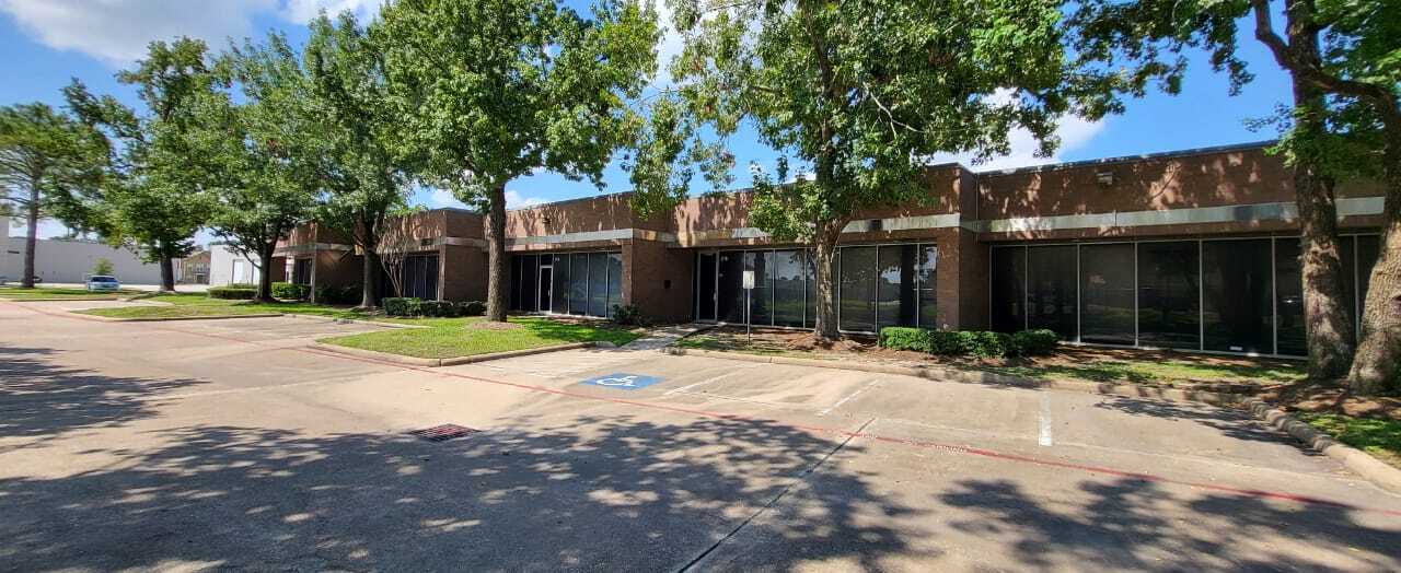 211-285 W Airtex Blvd, Houston, TX à louer Photo principale- Image 1 de 11