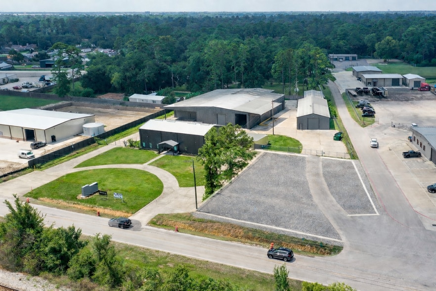 23609 W Hardy Rd, Spring, TX for sale - Primary Photo - Image 1 of 20