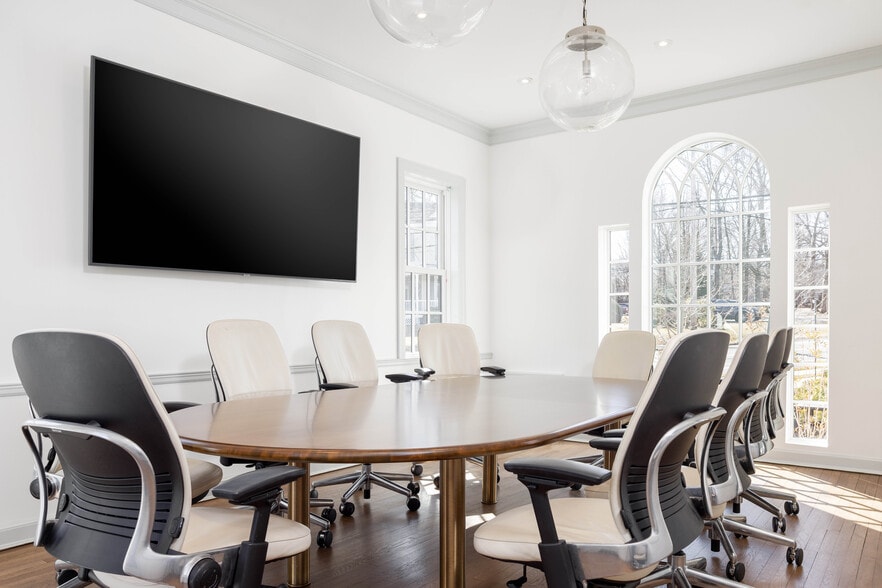 453 W Main St, Huntington, NY à louer - Photo intérieure - Image 2 de 23