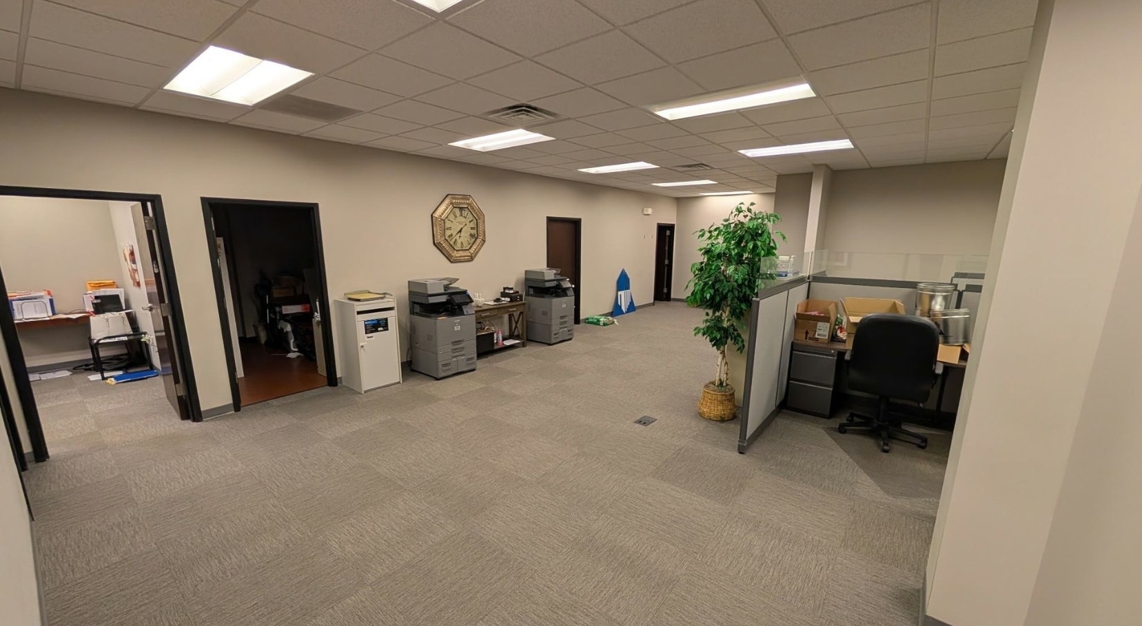 201 NE 91st St, Kansas City, MO for lease Interior Photo- Image 1 of 8