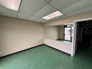 200 Valley Dr, Brisbane, CA à louer Photo intérieure- Image 2 de 8