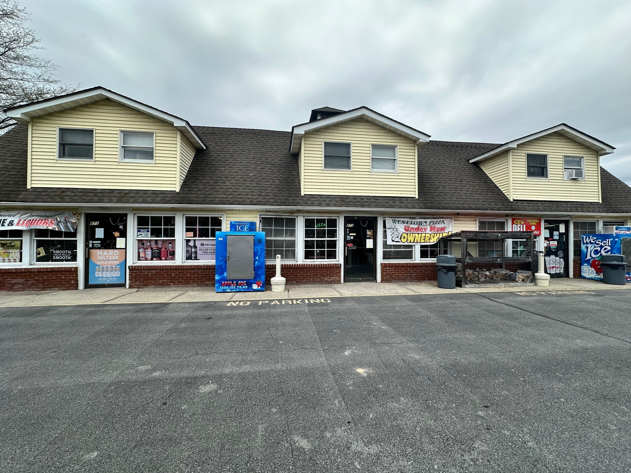873 NY-284, Westtown, NY for sale Primary Photo- Image 1 of 6