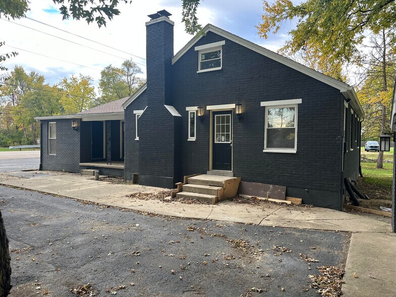 8079 W 3rd St, New Lebanon, OH à vendre - Photo du bâtiment - Image 1 de 33