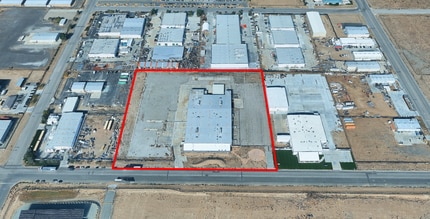 9400 Holly Rd, Adelanto, CA à louer Photo intérieure- Image 1 de 1
