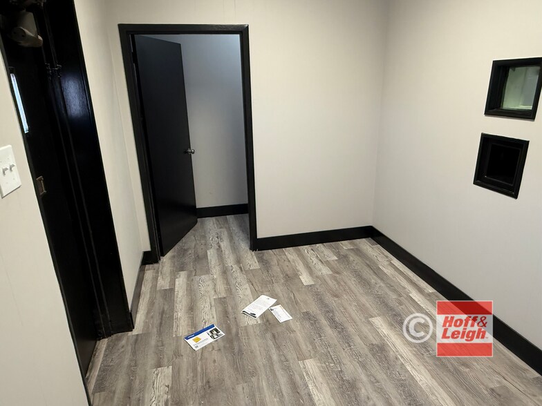 2801 Hamilton Ave, Cleveland, OH à louer - Photo du bâtiment - Image 2 de 8