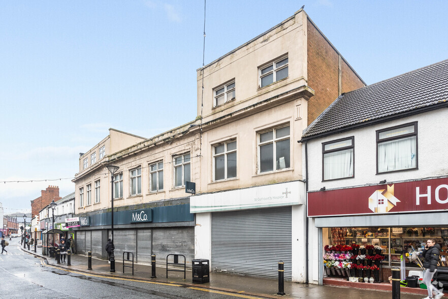 25-31 Newbottle St, Houghton Le Spring for lease - Primary Photo - Image 2 of 5