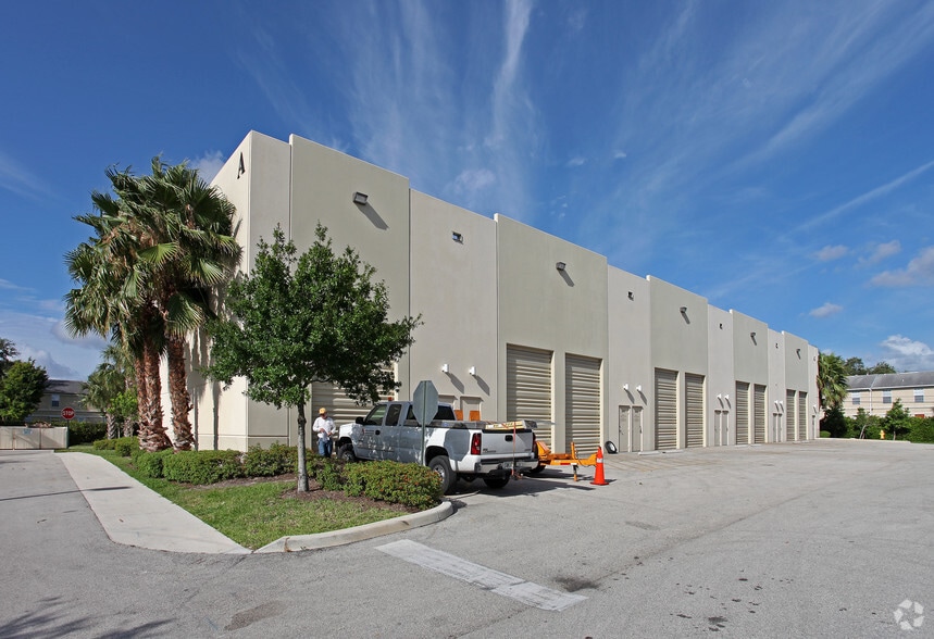 3677 23rd Ave S, Lake Worth, FL for lease - Building Photo - Image 2 of 14