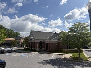 2510-2520 Quarry Lake Dr, Baltimore, MD for lease Interior Photo- Image 2 of 4