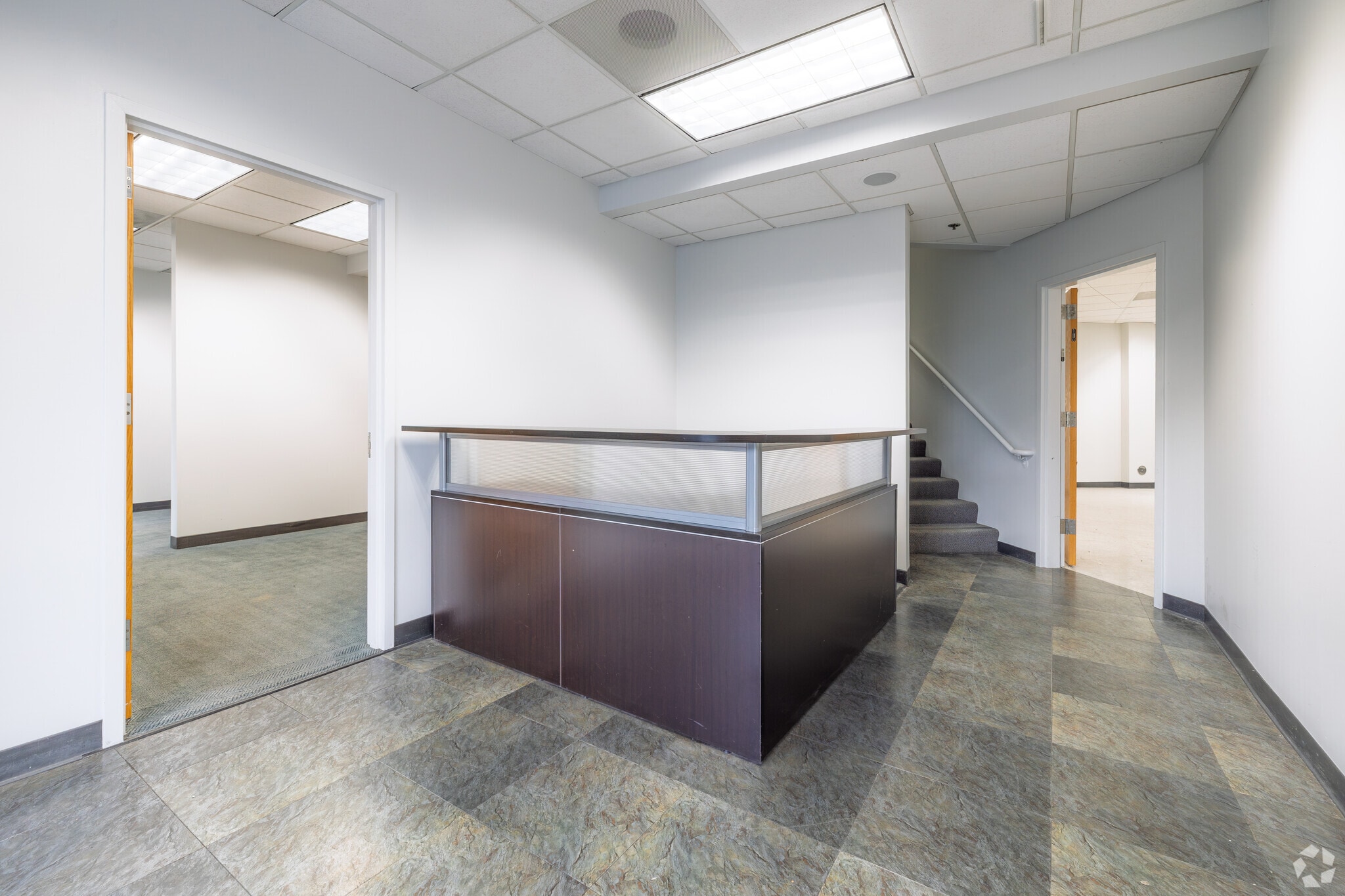 1711 E Bayshore Rd, Redwood City, CA for lease Interior Photo- Image 1 of 6