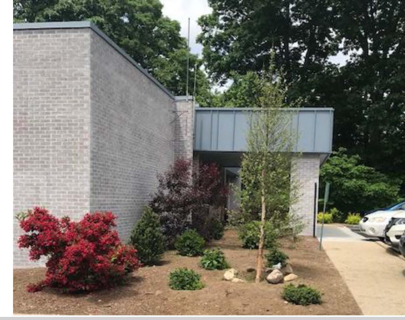 390 Toll Gate Rd, Warwick, RI for sale Building Photo- Image 1 of 2