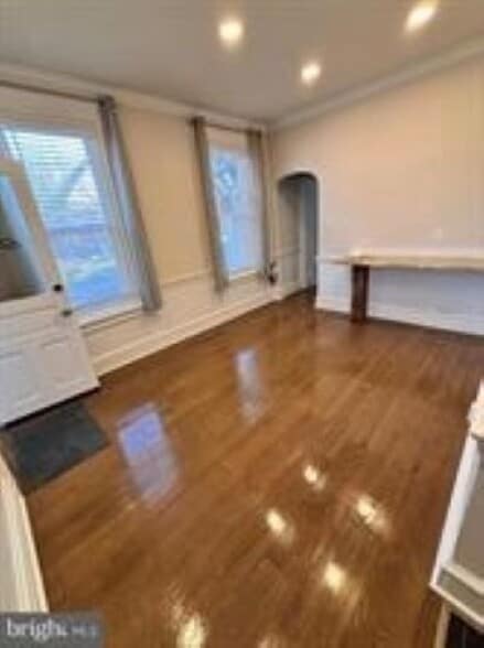 80 N Hanover St, Pottstown, PA for lease - Primary Photo - Image 1 of 3