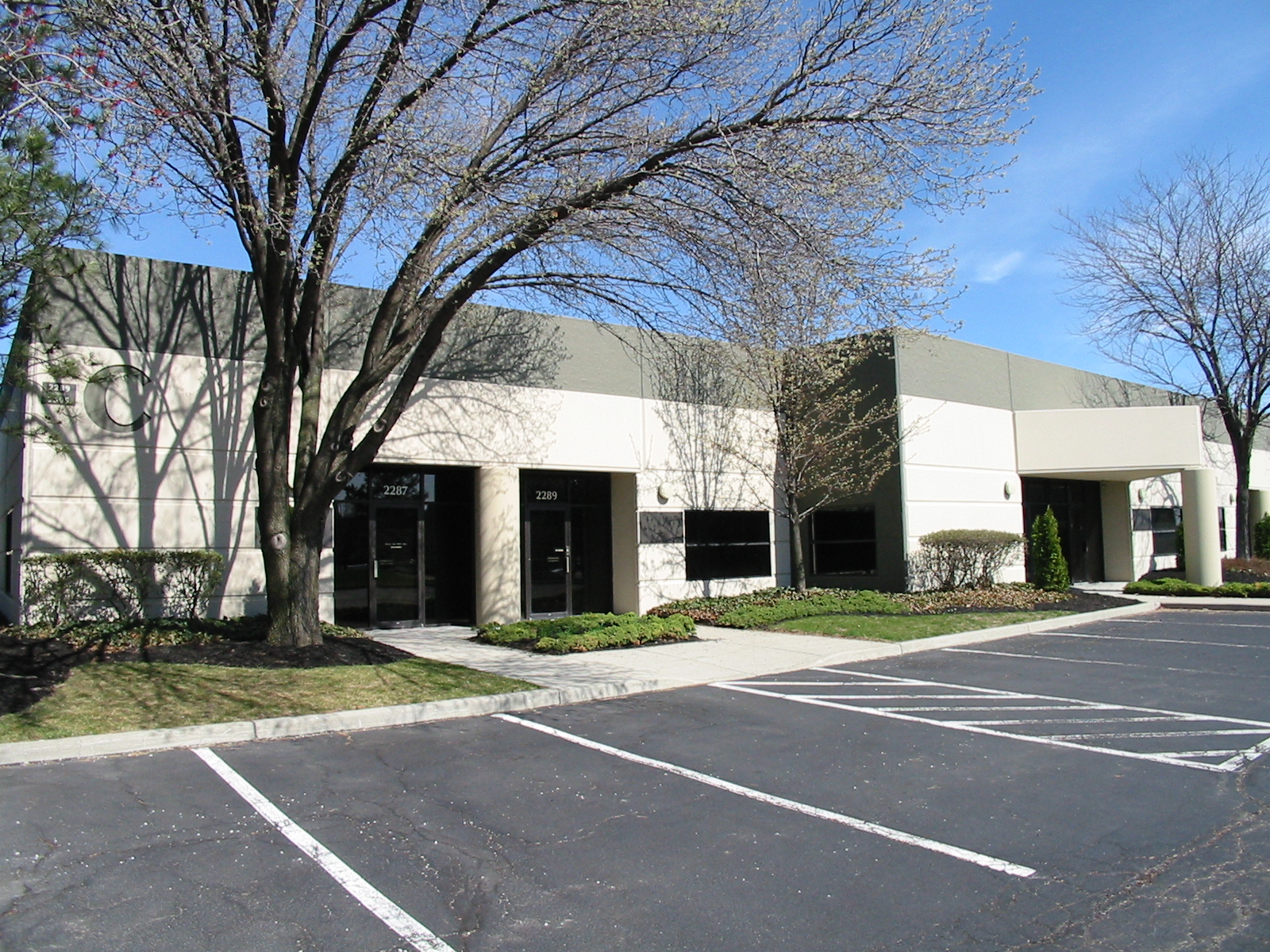 2287-2305 Westbrooke Dr, Columbus, OH for sale Building Photo- Image 1 of 1