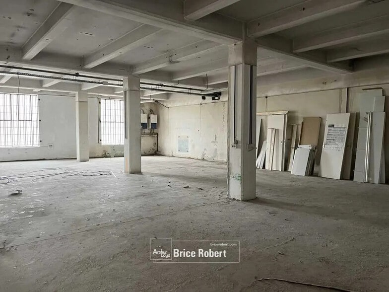 Local d'activités dans Saint-Fons à vendre - Photo intérieure - Image 2 de 7