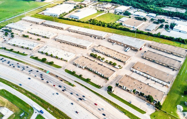 More details for 2702-2720 SE Loop 820, Fort Worth, TX - Multiple Space Uses for Lease