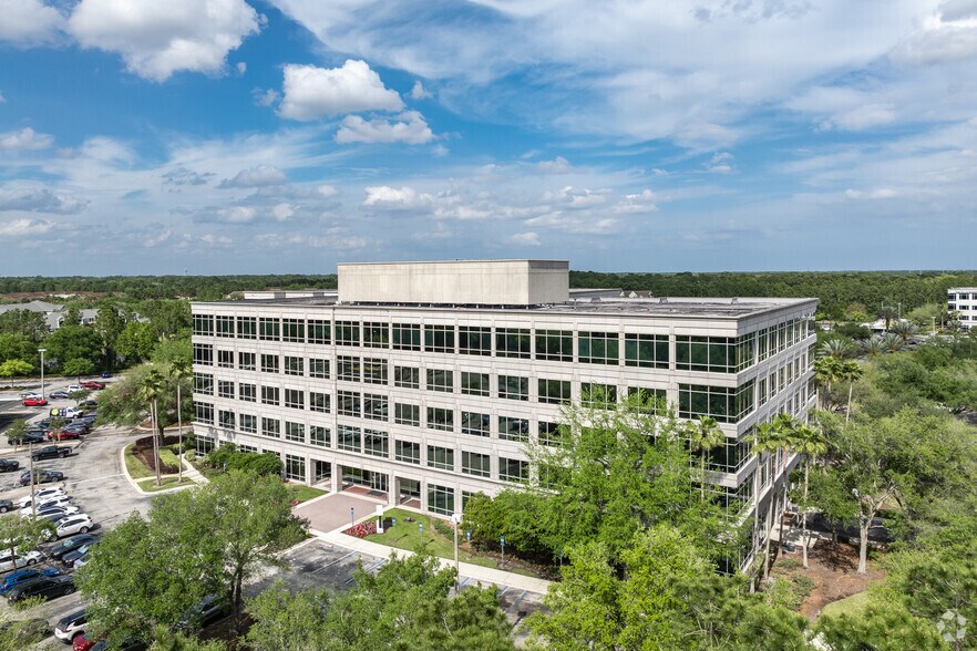 4600 Touchton Rd, Jacksonville, FL à louer - Photo du bâtiment - Image 2 de 8