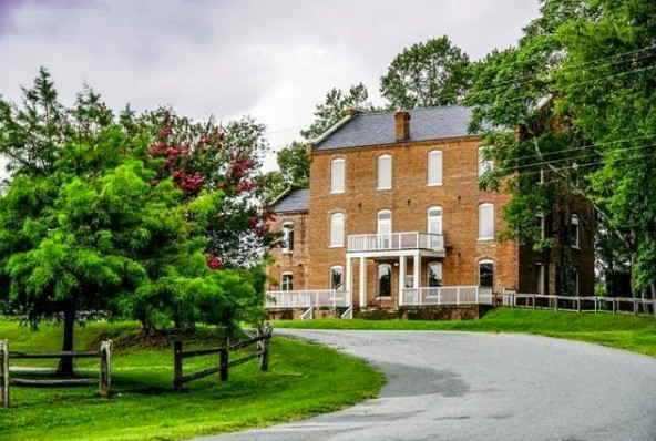 100 Rock Fish Dr, Weldon, NC à vendre - Photo principale - Image 1 de 1