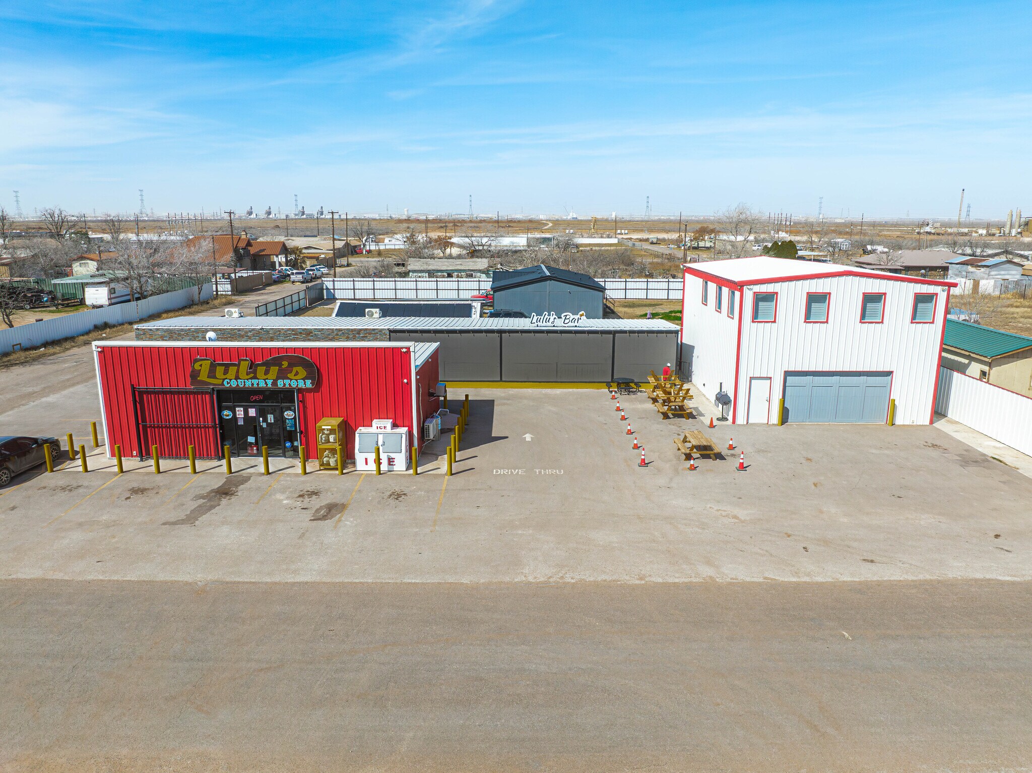 5011 E Hammet Dr portefeuille de 3 propriétés à vendre sur LoopNet.ca Photo du bâtiment- Image 1 de 5