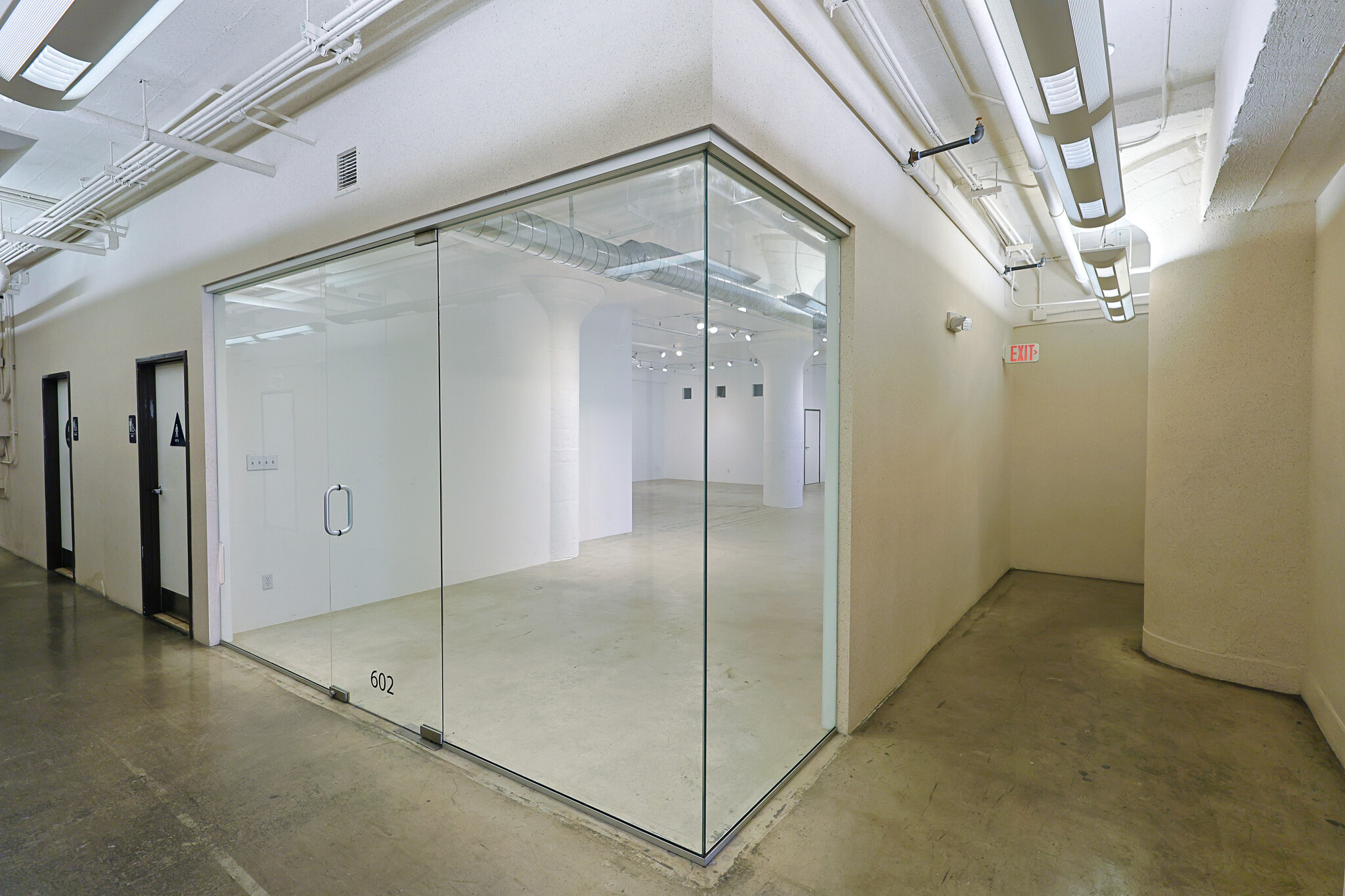 127 E 9th St, Los Angeles, CA for lease Interior Photo- Image 1 of 14
