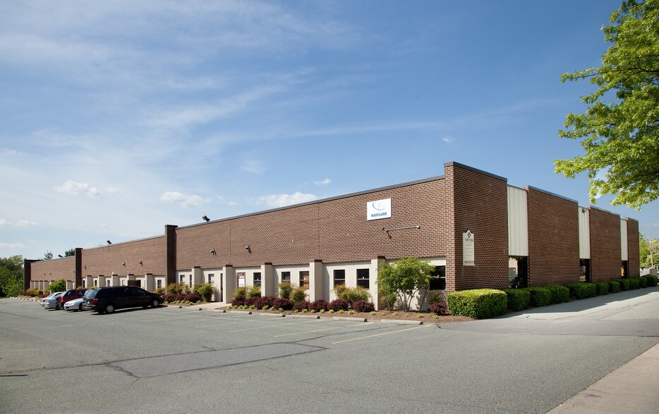 18926-18956 Bonanza Way, Gaithersburg, MD à louer - Photo du bâtiment - Image 1 de 5