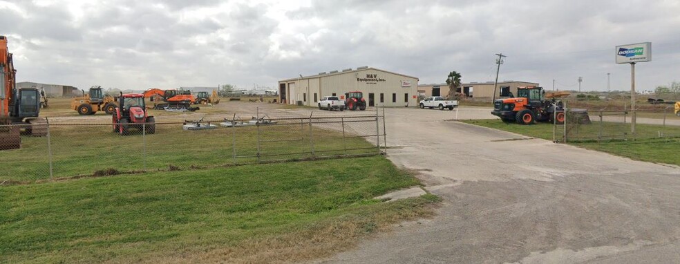 5627 Hwy 281 E, Progreso, TX à vendre - Photo du bâtiment - Image 1 de 1