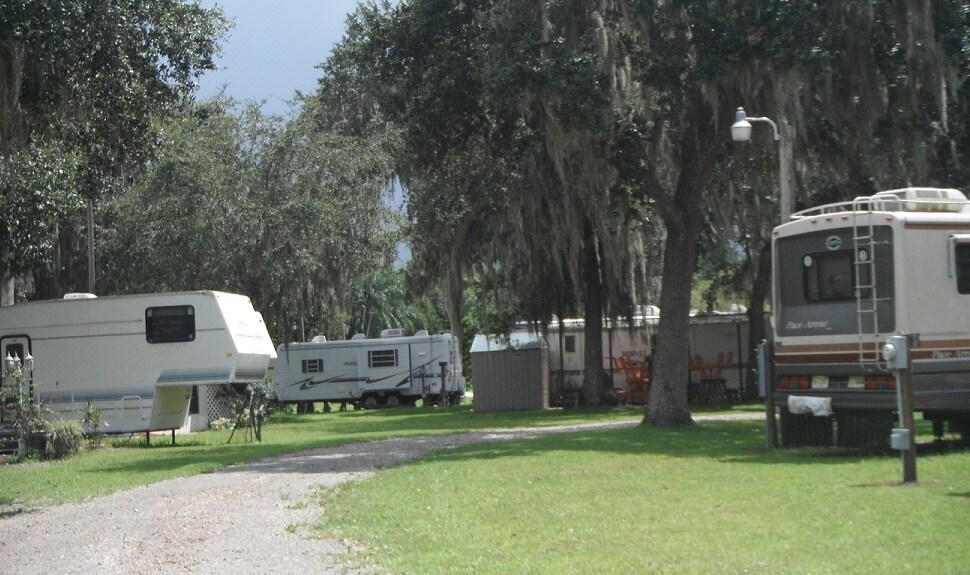 937 Sabal Palm Dr, Zolfo Springs, FL à vendre - Photo du bâtiment - Image 2 de 11