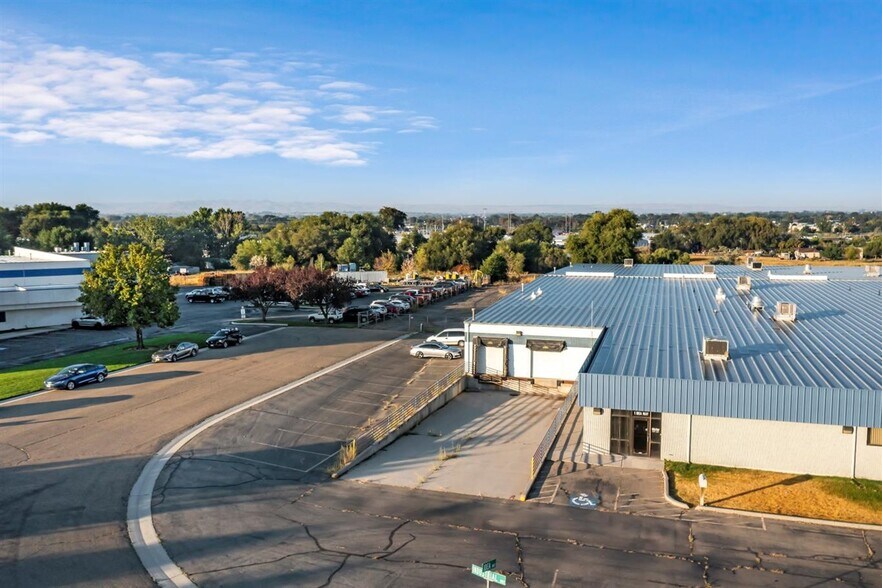 1 Idea Way, Caldwell, ID à louer - Photo du bâtiment - Image 2 de 12