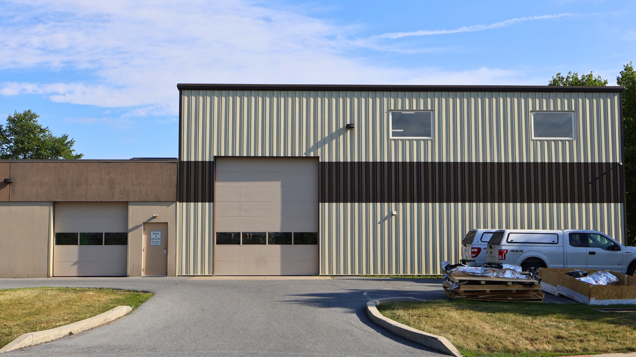 6330-6332 Flank Dr, Harrisburg, PA for sale Building Photo- Image 1 of 27