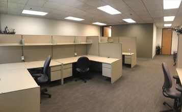 10350-10370-10390 Commerce Center Dr, Rancho Cucamonga, CA for lease Interior Photo- Image 1 of 6