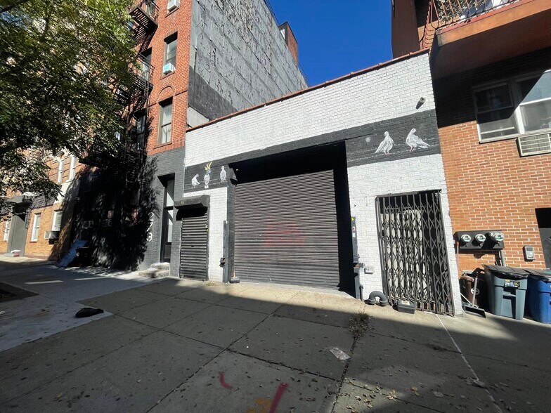 275 S 2nd St, Brooklyn, NY à louer - Photo du bâtiment - Image 2 de 3