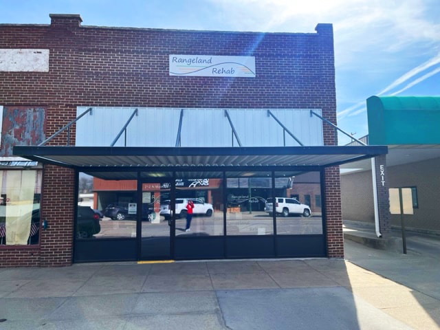 212 N Main St, Ainsworth, NE for sale - Primary Photo - Image 1 of 20