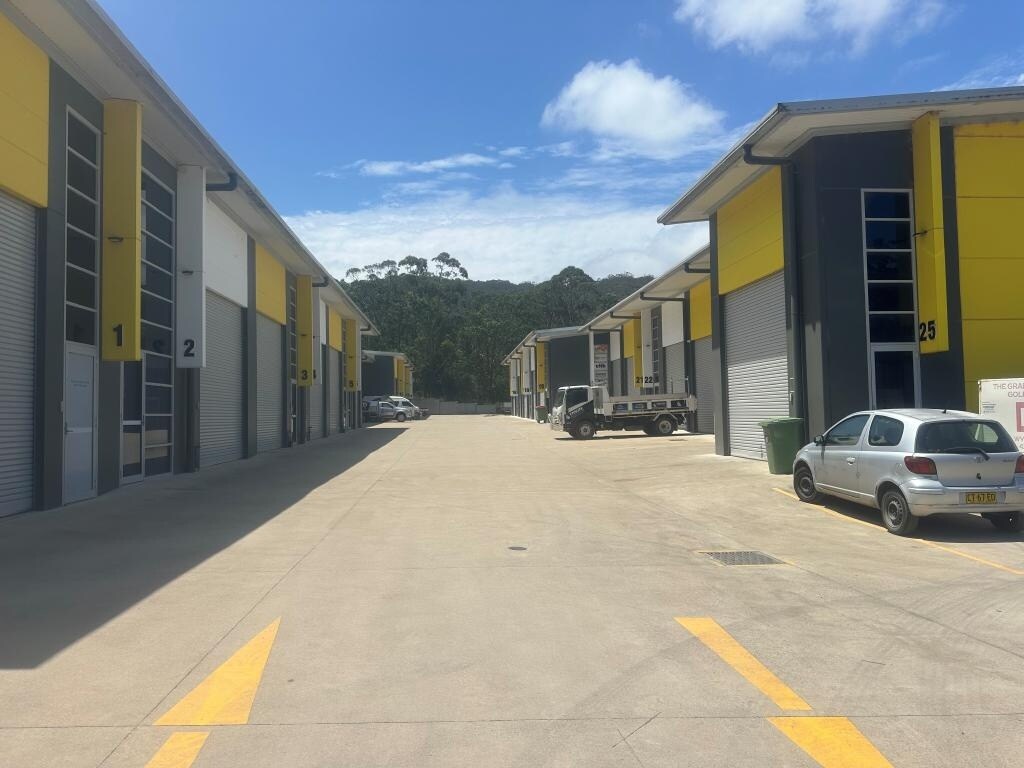 44 Nells Rd, West Gosford for sale Primary Photo- Image 1 of 2