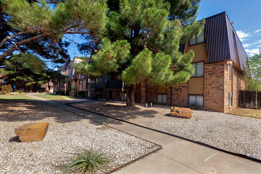 5202 Bangor Ave, Lubbock, TX à vendre - Photo du bâtiment - Image 1 de 43