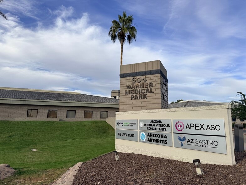 604 W Warner Rd, Chandler, AZ à vendre - Photo du bâtiment - Image 2 de 23