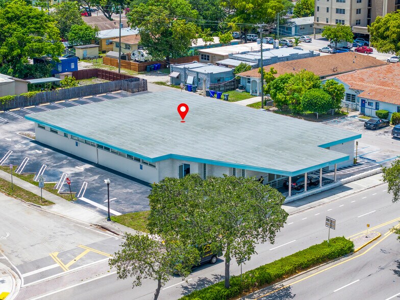 750 S Federal Hwy, Hollywood, FL à vendre - Photo du bâtiment - Image 1 de 17