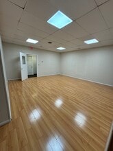 470 Ridgedale Ave, East Hanover, NJ for lease Interior Photo- Image 1 of 12