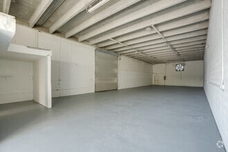 2699 W 79th St, Hialeah, FL for lease Interior Photo- Image 2 of 5