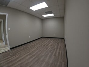 1530 Kingsley Ave, Orange Park, FL for lease Interior Photo- Image 2 of 8