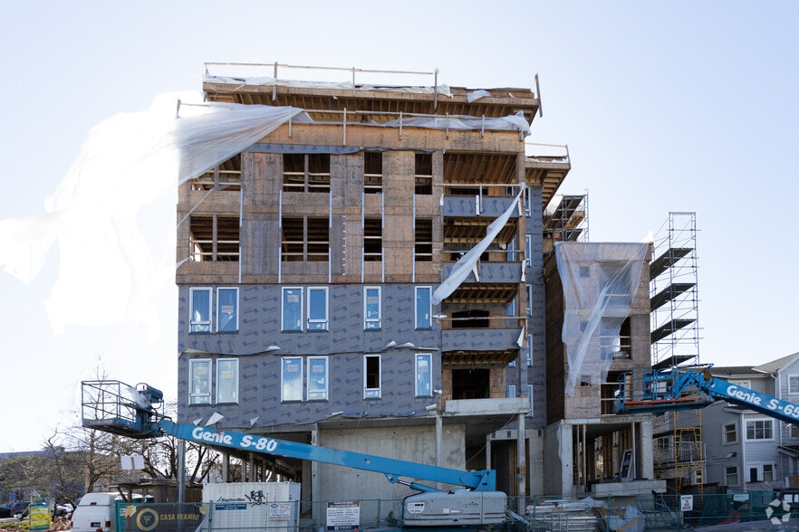 1680 Adanac St, Vancouver, BC for sale - Building Photo - Image 2 of 4