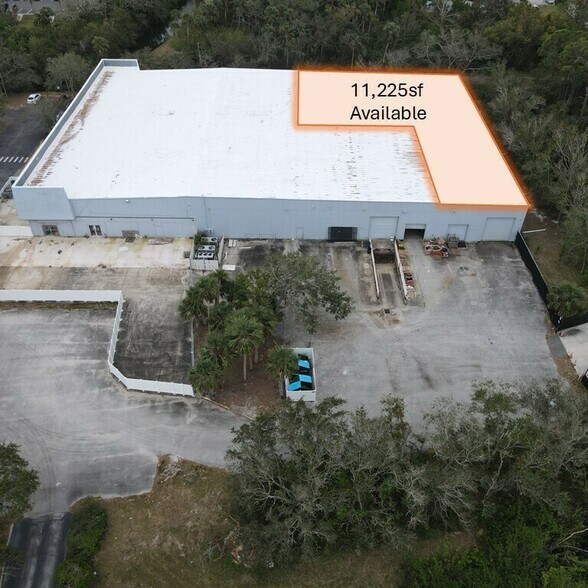 3350 S Ridgewood Ave, Port Orange, FL à louer - Photo du bâtiment - Image 2 de 15