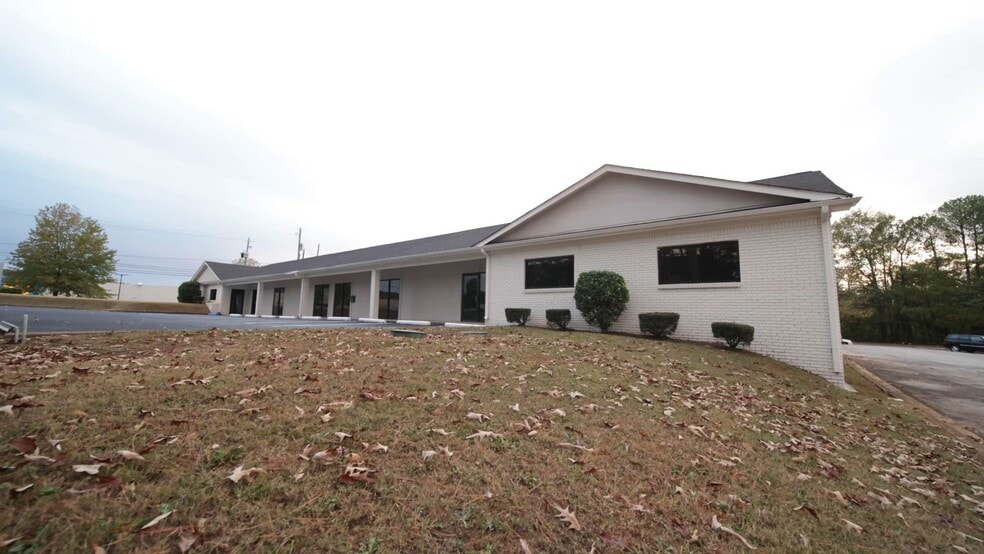 524 Red Lane Rd, Birmingham, AL for lease - Commercial Listing Video - Image 2 of 19