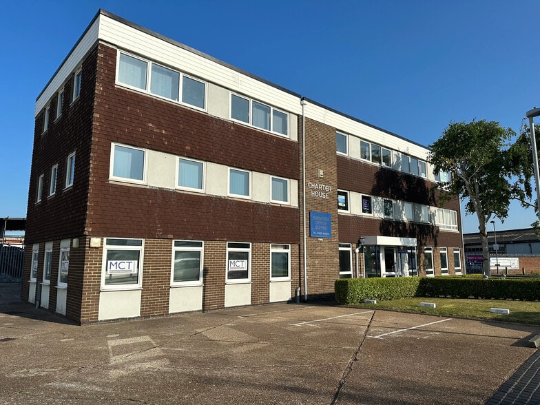 Courtlands Rd, Eastbourne for lease - Building Photo - Image 2 of 5