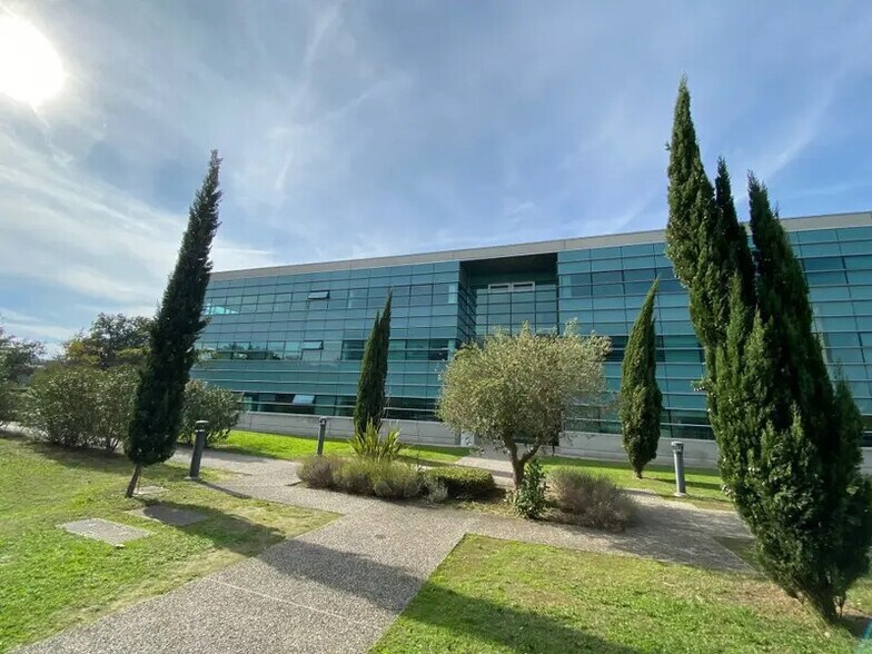 57 Avenue Du Général De Croutte, Toulouse for lease - Building Photo - Image 2 of 17
