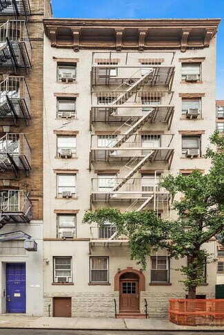 Plus de détails pour 445 W 36th St, New York, NY - Multi-résidentiel à vendre