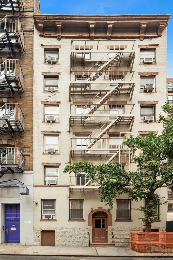 445 W 36th St, New York, NY à vendre Photo du bâtiment- Image 1 de 15