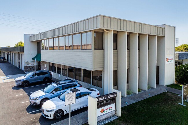 Plus de détails pour 14 Galli Dr, Novato, CA - Bureau à louer